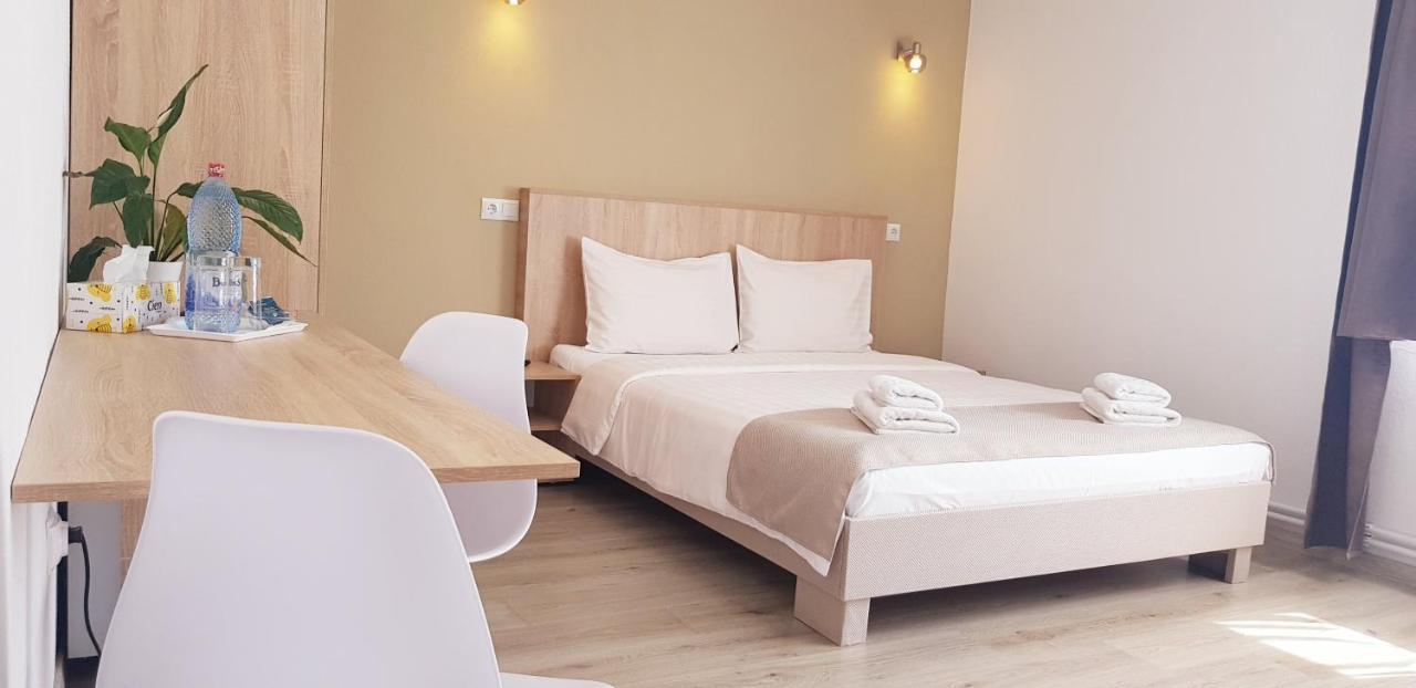 Lindenhaus Otel Sibiu Dış mekan fotoğraf