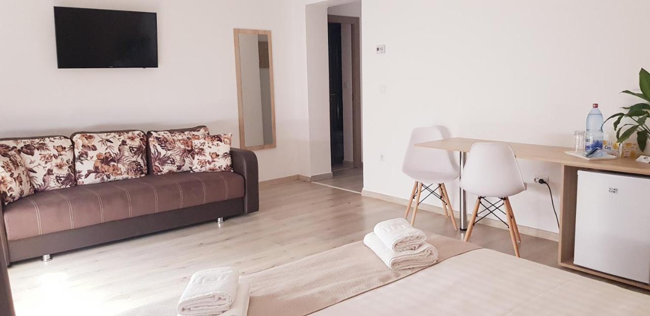 Lindenhaus Otel Sibiu Dış mekan fotoğraf