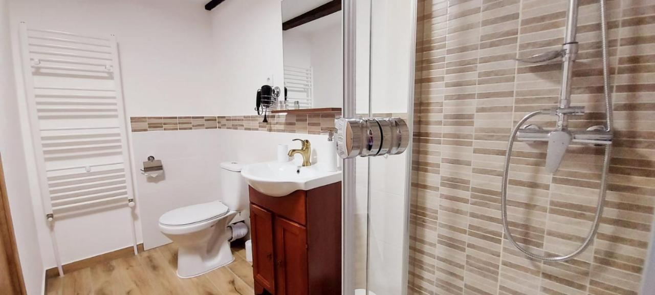 Lindenhaus Otel Sibiu Dış mekan fotoğraf