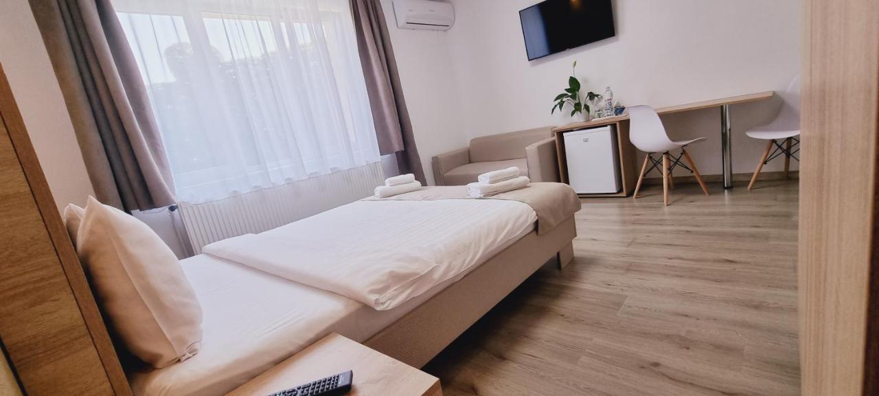 Lindenhaus Otel Sibiu Dış mekan fotoğraf