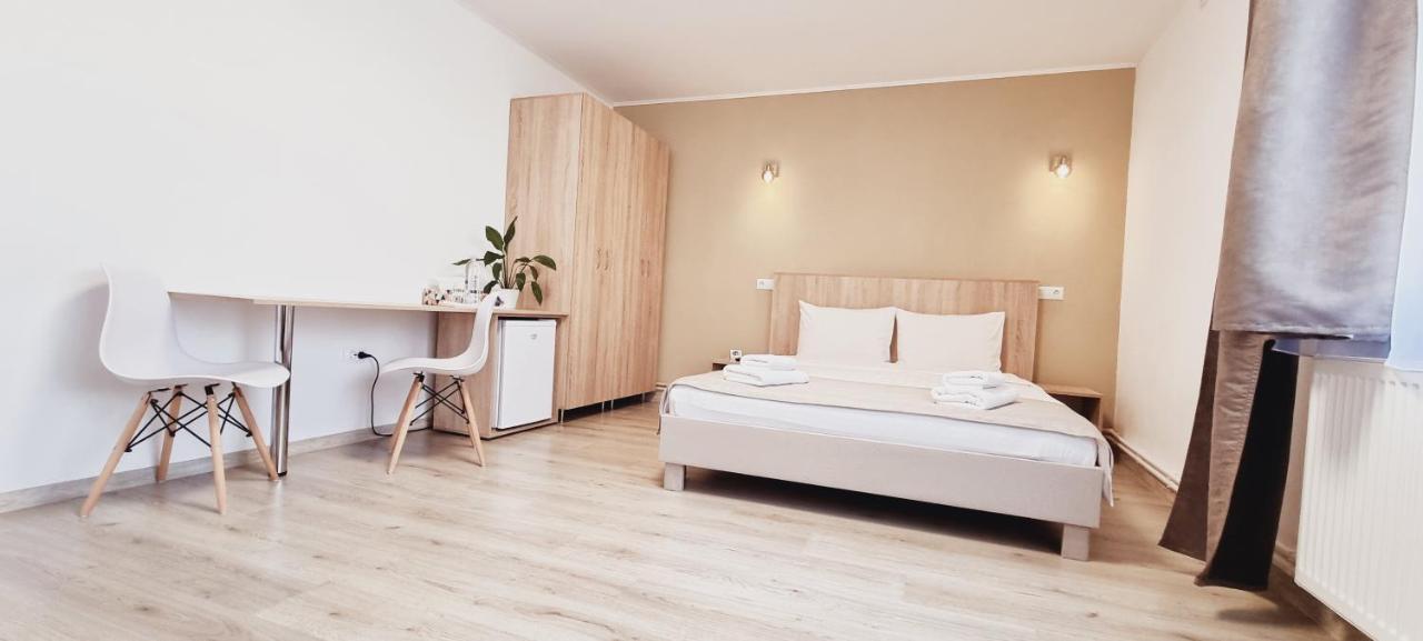 Lindenhaus Otel Sibiu Dış mekan fotoğraf