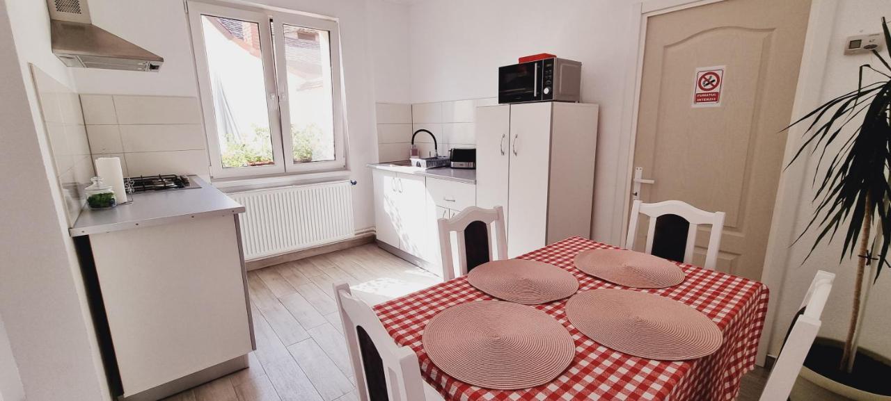 Lindenhaus Otel Sibiu Dış mekan fotoğraf