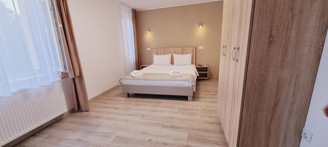 Lindenhaus Otel Sibiu Dış mekan fotoğraf