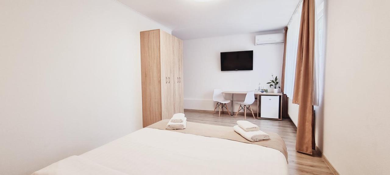 Lindenhaus Otel Sibiu Dış mekan fotoğraf