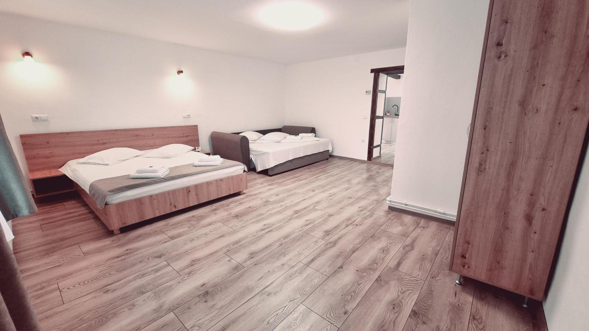 Lindenhaus Otel Sibiu Oda fotoğraf